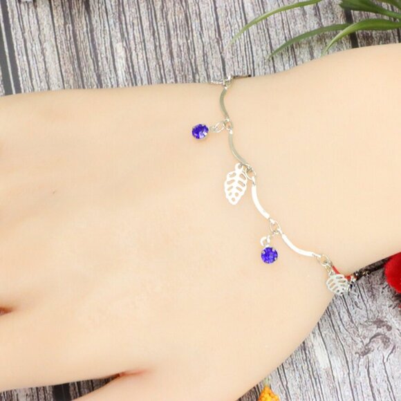 "Trendy Handmade Bracelet – A Stylish Gift for Women & Girls, MAR091548 - Picture 5 of 10